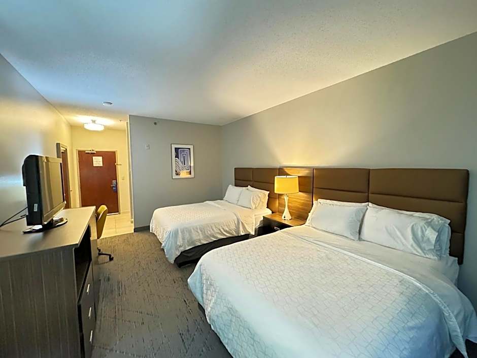 Holiday Inn Express Hotel & Suites St. Paul - Woodbury By IHG