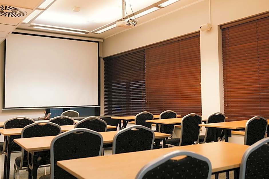 Economy Silesian Hotel