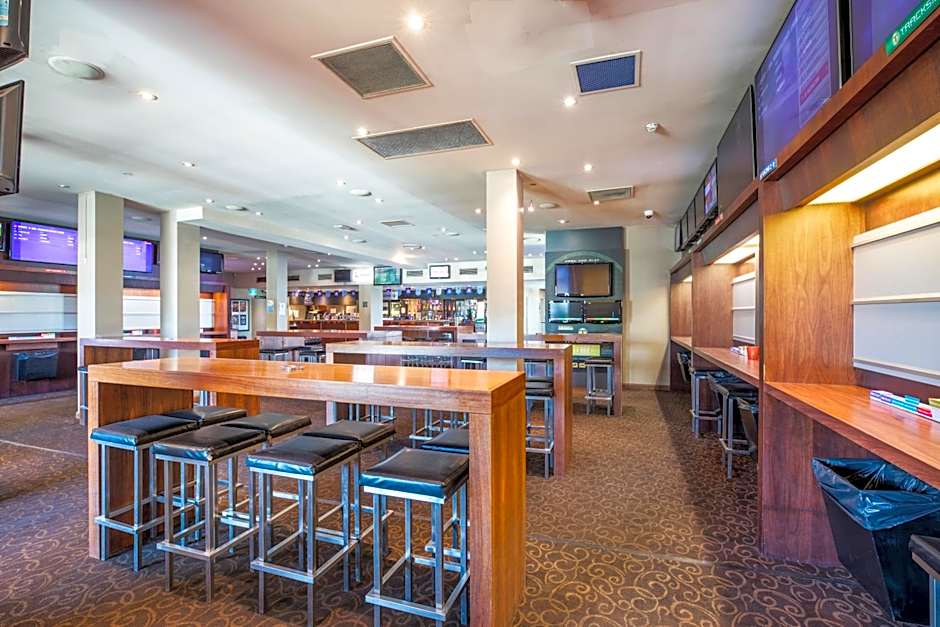 Nightcap at Pritchards Hotel