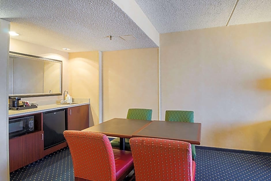 Quality Inn Boston-Revere