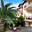 Yiouli Hotel