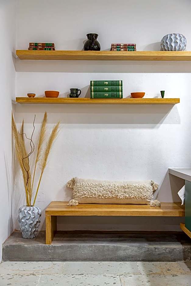 Sleeps 9, Outdoor Space, PingPong Table, in Villa