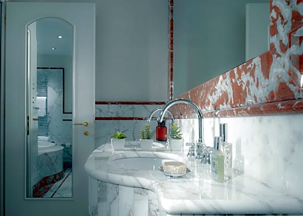 Golden Tower Hotel & Spa