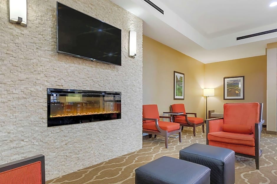 Comfort Suites Greenville South