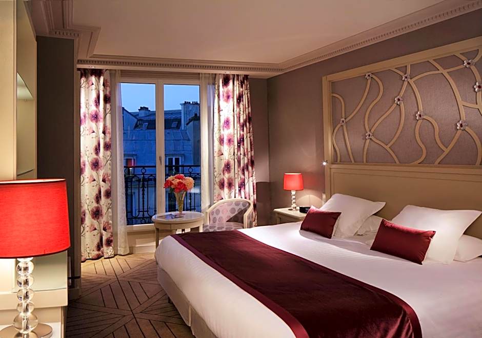 Rochester Champs-Elysees Hotel