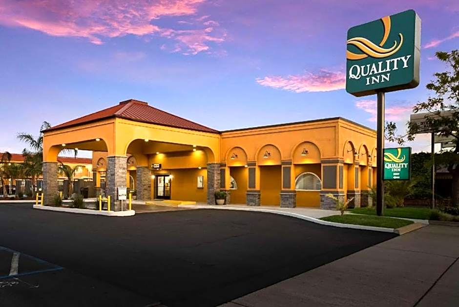 Quality Inn Redding near I-5