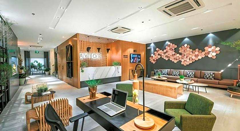 Avior Hotel