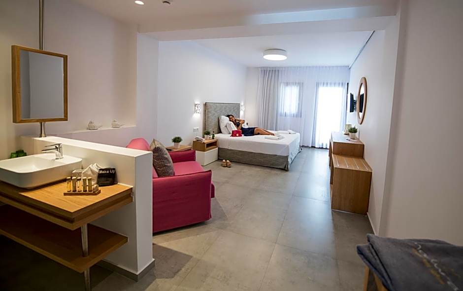 Natura Luxury Boutique Hotel Skopelos