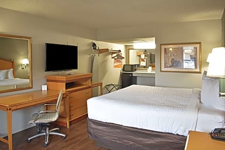 King Room - Non-Smoking