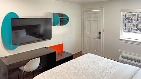 Quadruple Room - Non-Smoking