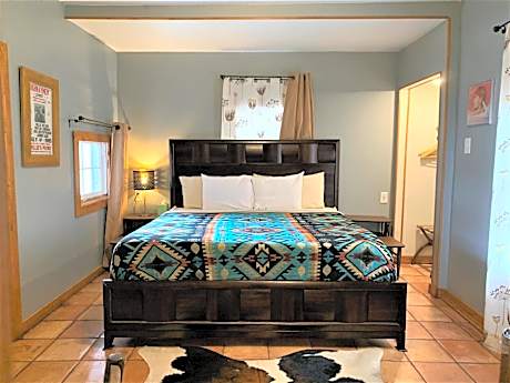 Hotel Kitsmiller on Main