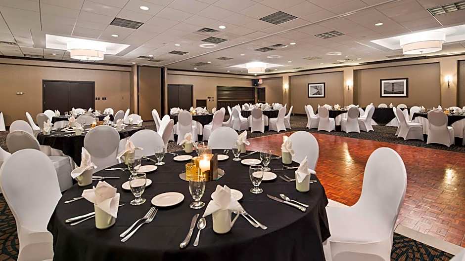 Best Western Plus Kingston Hotel And Conference Center