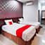 RedDoorz Syariah Near Lotte Grosir Medan