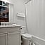 4br Gem On Gravier Close To Dining & Souvenirs