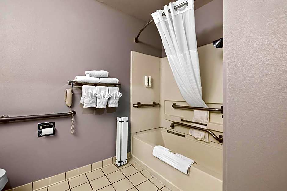 Quality Inn near Monument Health Rapid City Hospital