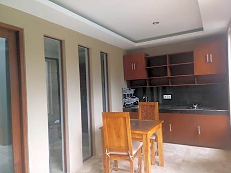 Sumatra Suite with Garden View