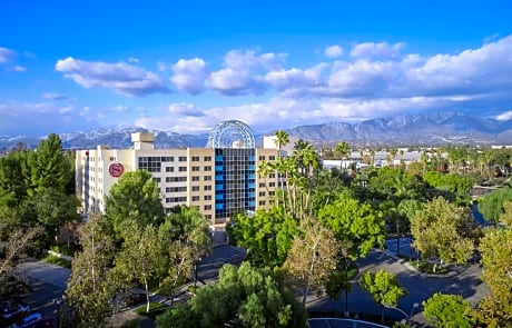 Sheraton Fairplex Hotel & Conference Center