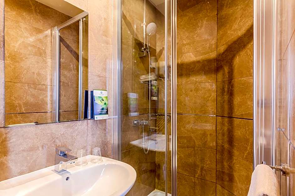 Sure Hotel by Best Western Paris Gare du Nord