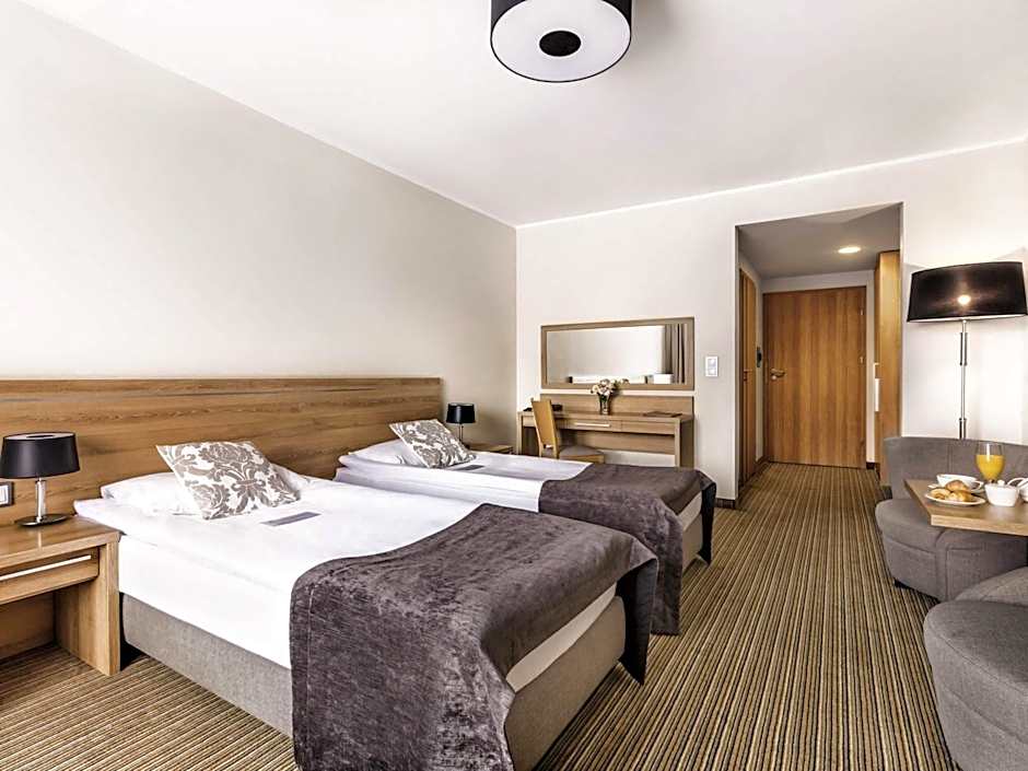 Mercure Wiazowna Brant