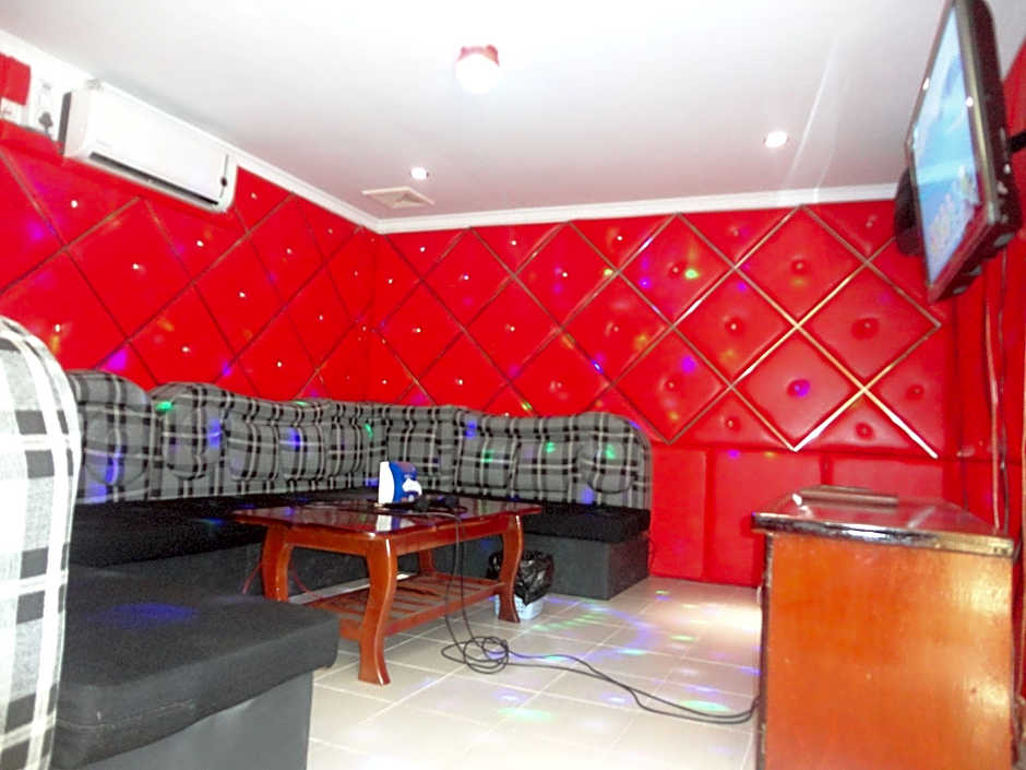 Mawlamyine Strand Hotel