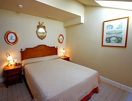 Superior Double or Twin Room with Mountain View