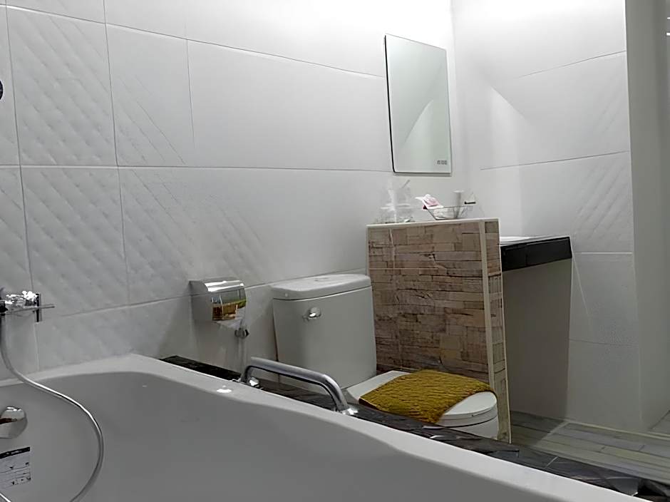 The Icon service apartment