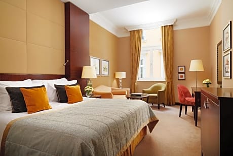Executive Room with Royal Spa and Executive Club Access