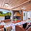 Basecamp Lodge