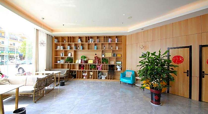 GreenTree Inn Heze Railway Station Hotel