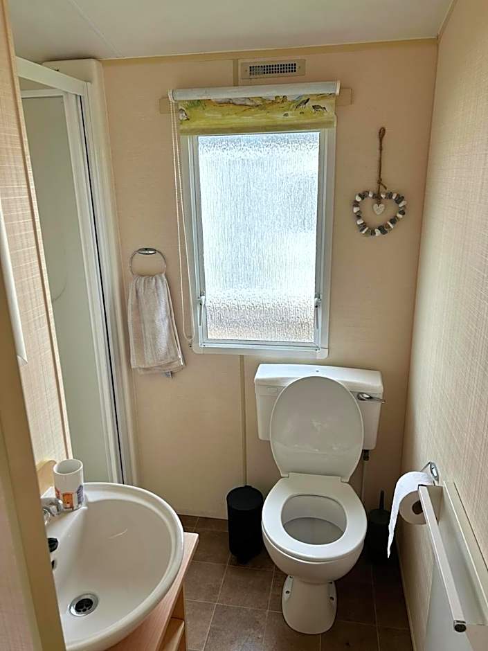 519 Family Caravan at Golden Gate Holiday Centre, Sleeps 6