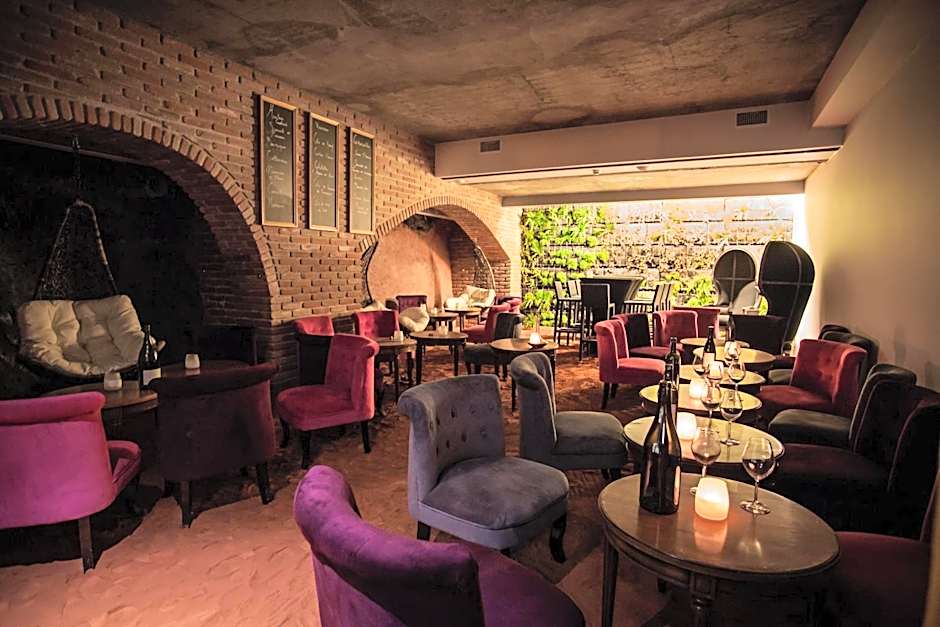 HÔTEL C SUITES chambres spacieuses