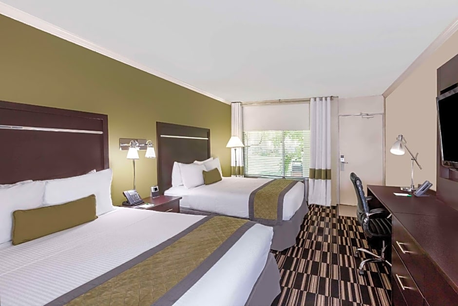 Wyndham Garden San Jose Airport
