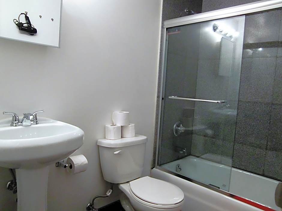 Studios Midtown Manhattan