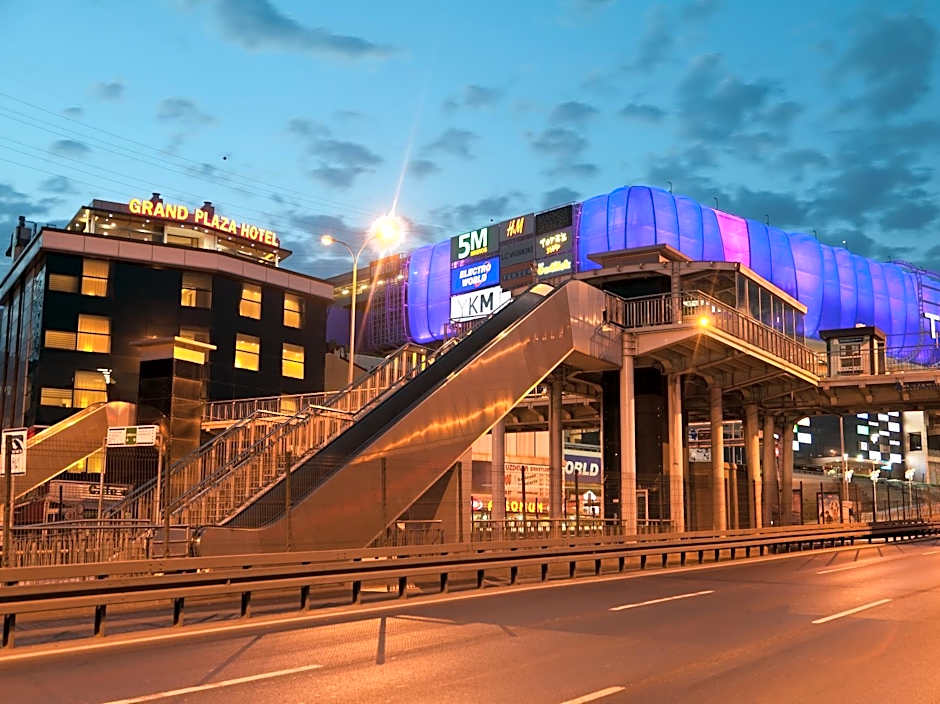 Grand Plaza Hotel