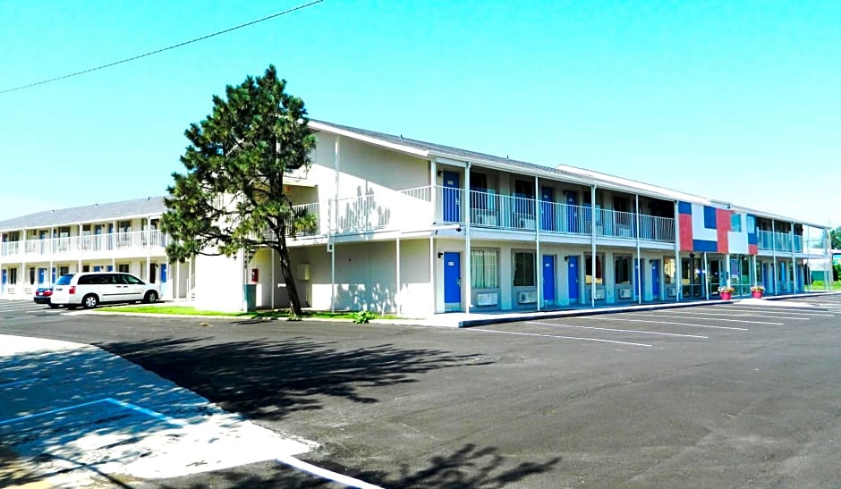 Motel 6-Oklahoma City, OK - Airport East