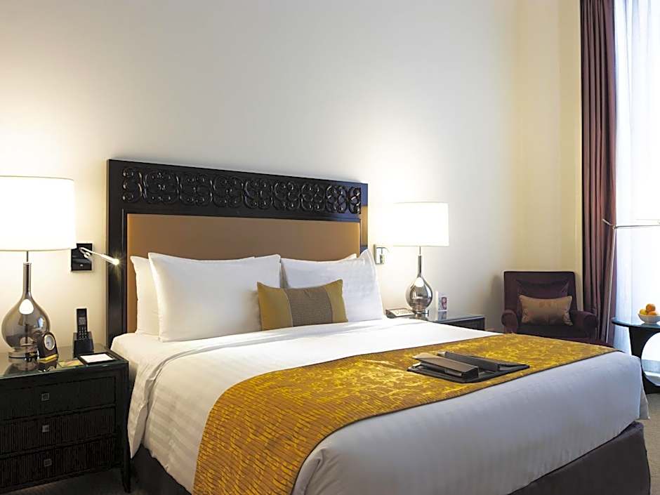 Photo 1 of 4 of Deluxe 1 King Bed, Corner