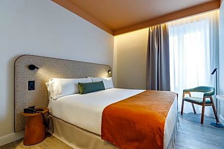 Double or Twin Room (2 Adults)