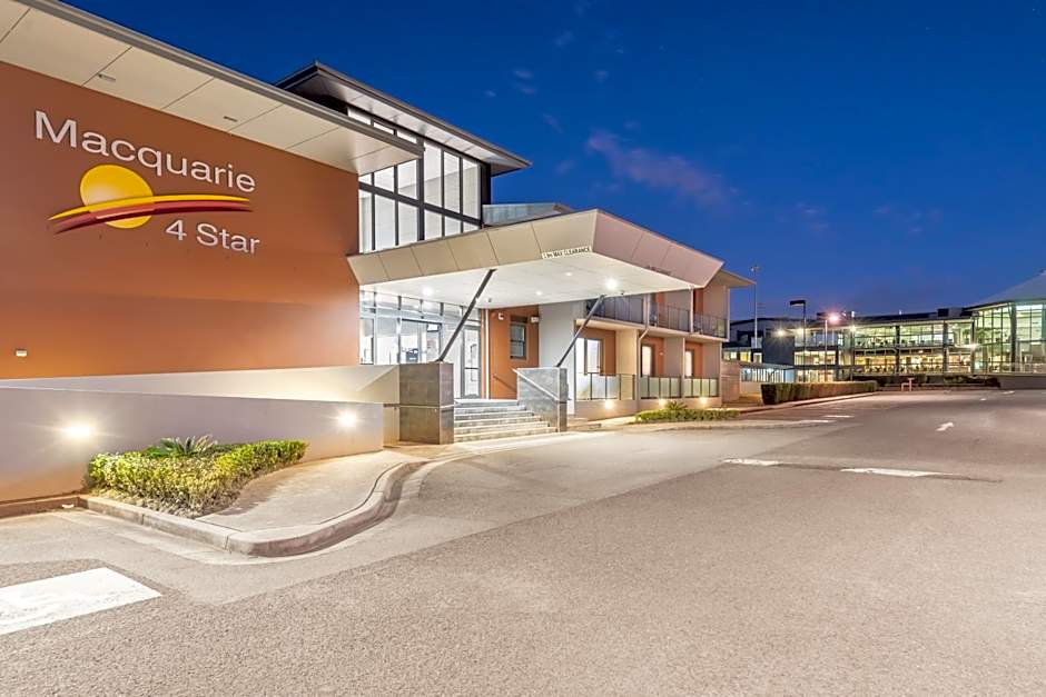 Macquarie 4 Star