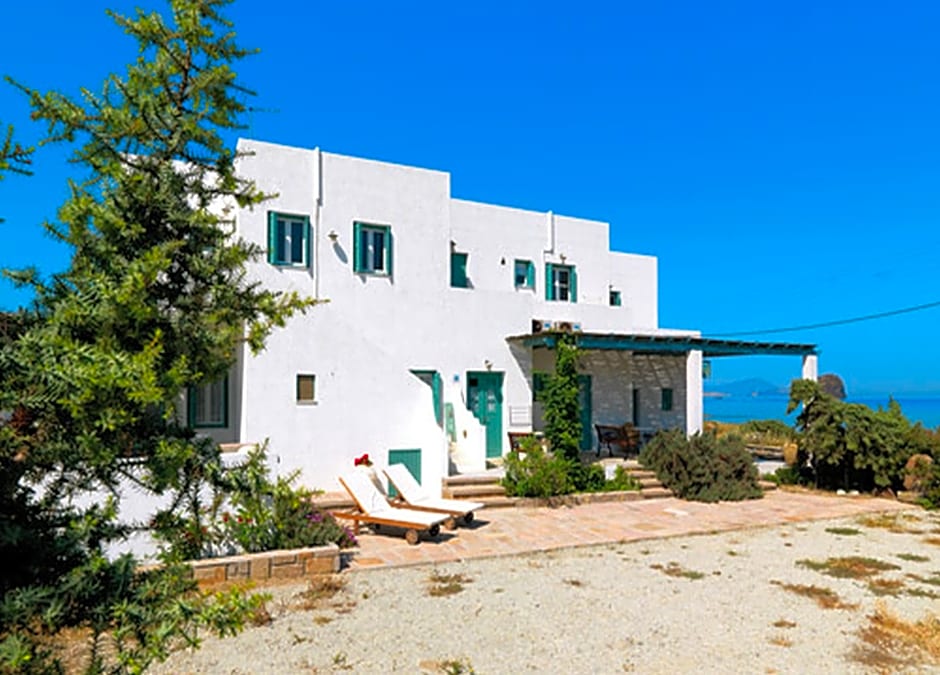 Anemoessa Rooms & Studios