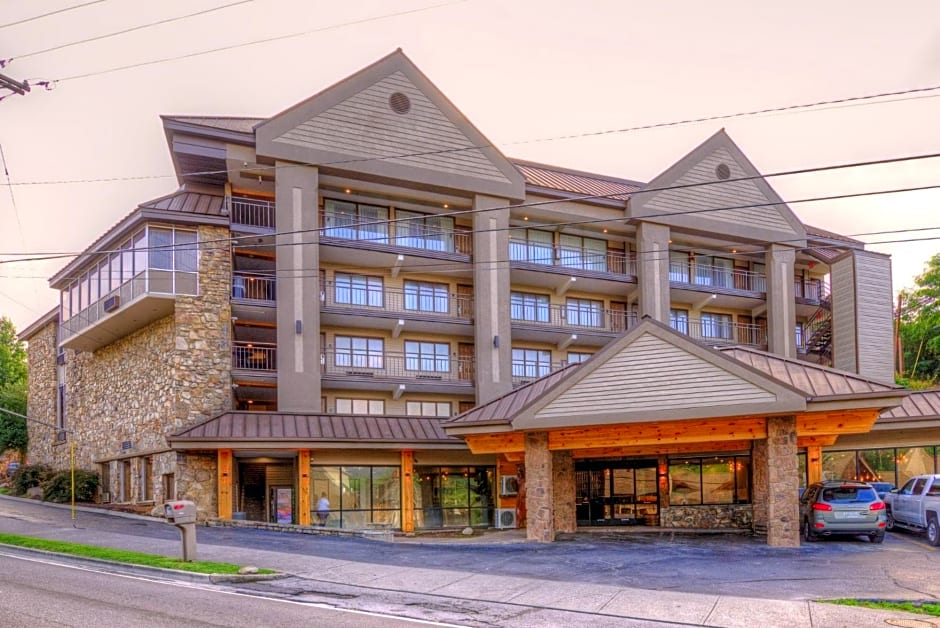 Clarion Pointe Downtown Gatlinburg