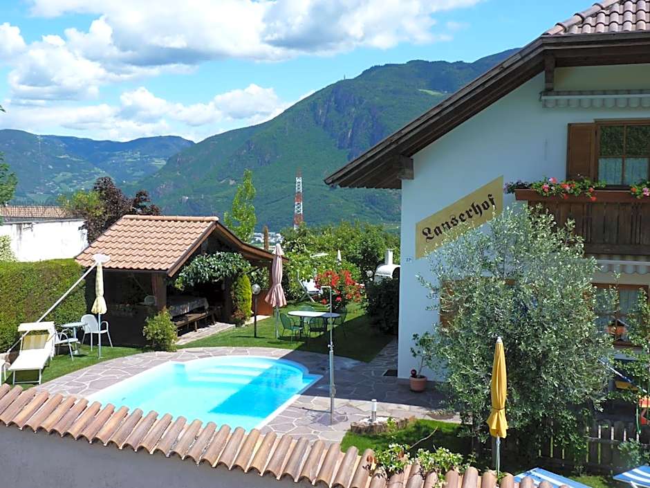 Ferienwohnungen Lanserhof