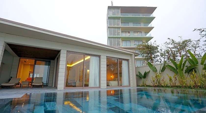 FLC Luxury Hotel Samson