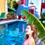 Banana Alacatı Relaxing Hotel - Adults Only