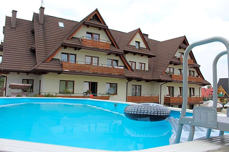 Willa Stożek, 50 m od term i wyciągów narciarskich