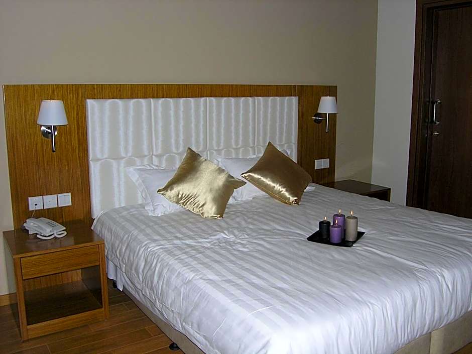 Livadia Hotel Kyperounta