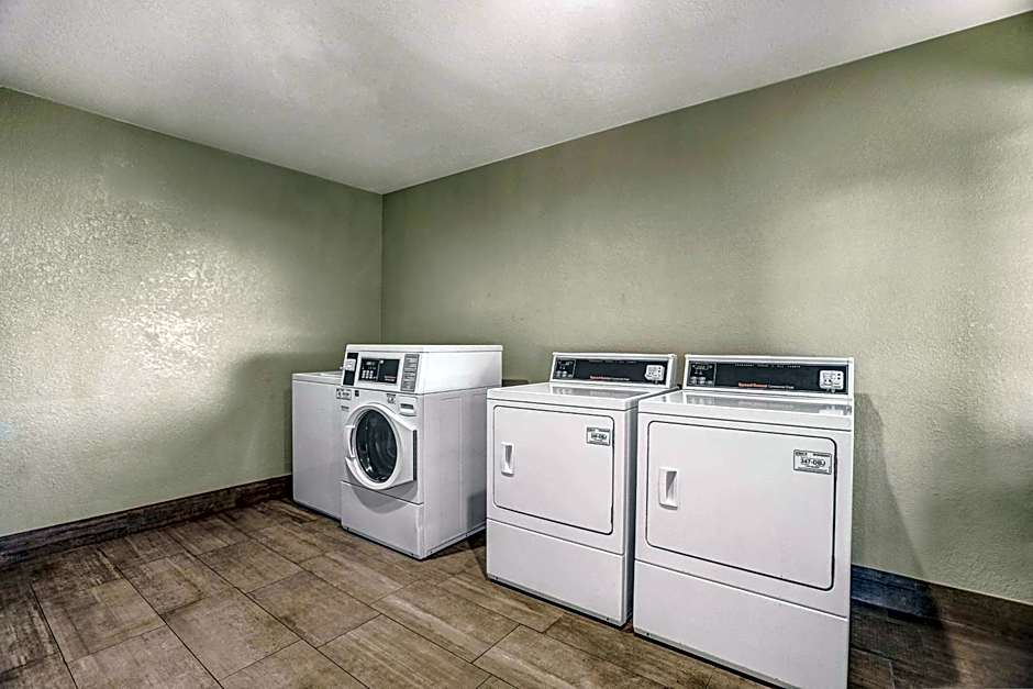 Motel 6-Amarillo, TX - Airport