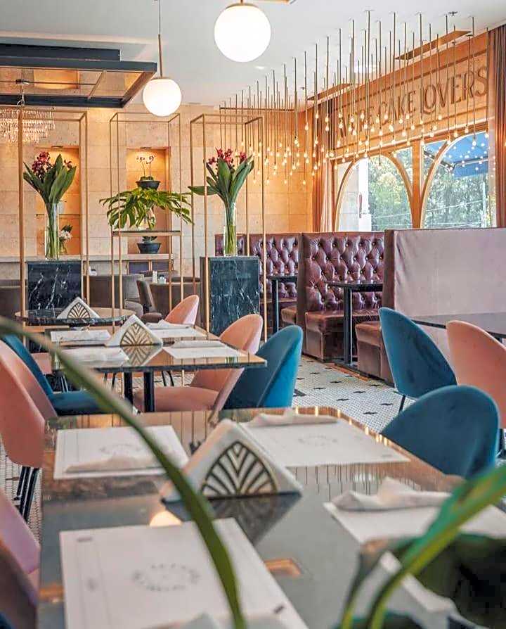 Hotel Ibis Pilar