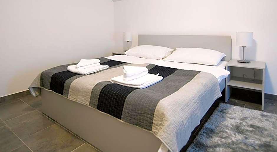 Filipovic rent a car & apartments