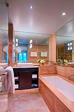 Deluxe Two Double Beds