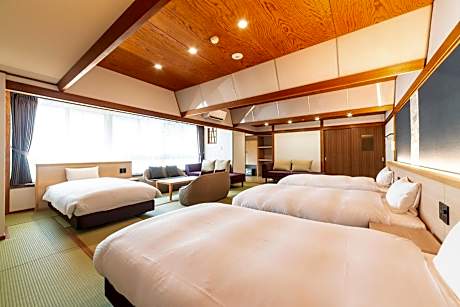 Superior Japanese-Style 4 Beds holds 6 people - Shared Bathroom - Non-Smoking